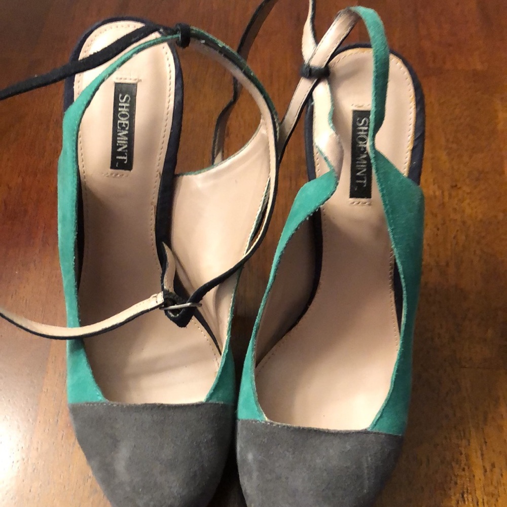 Danielle-Greene Multi Colored Pumps - Picture 3 of 4